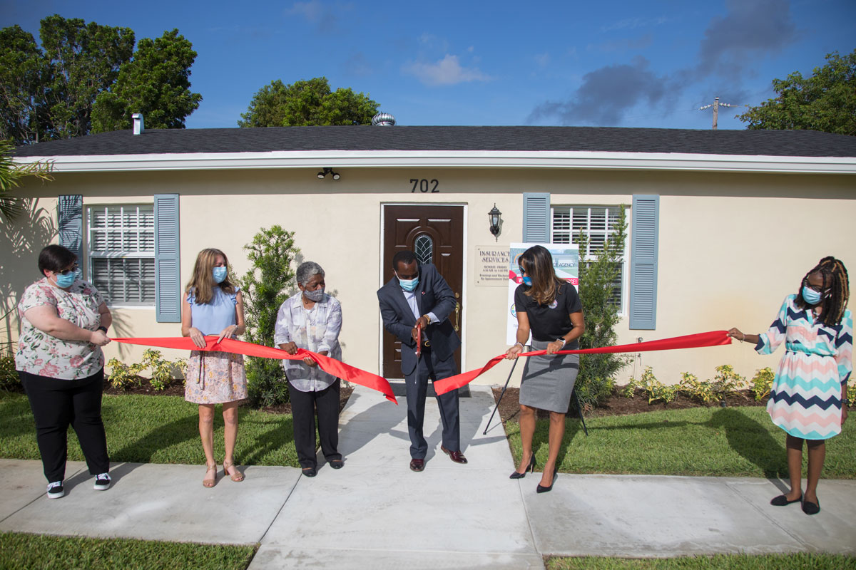 Apex Insurance Ribbon Cutting